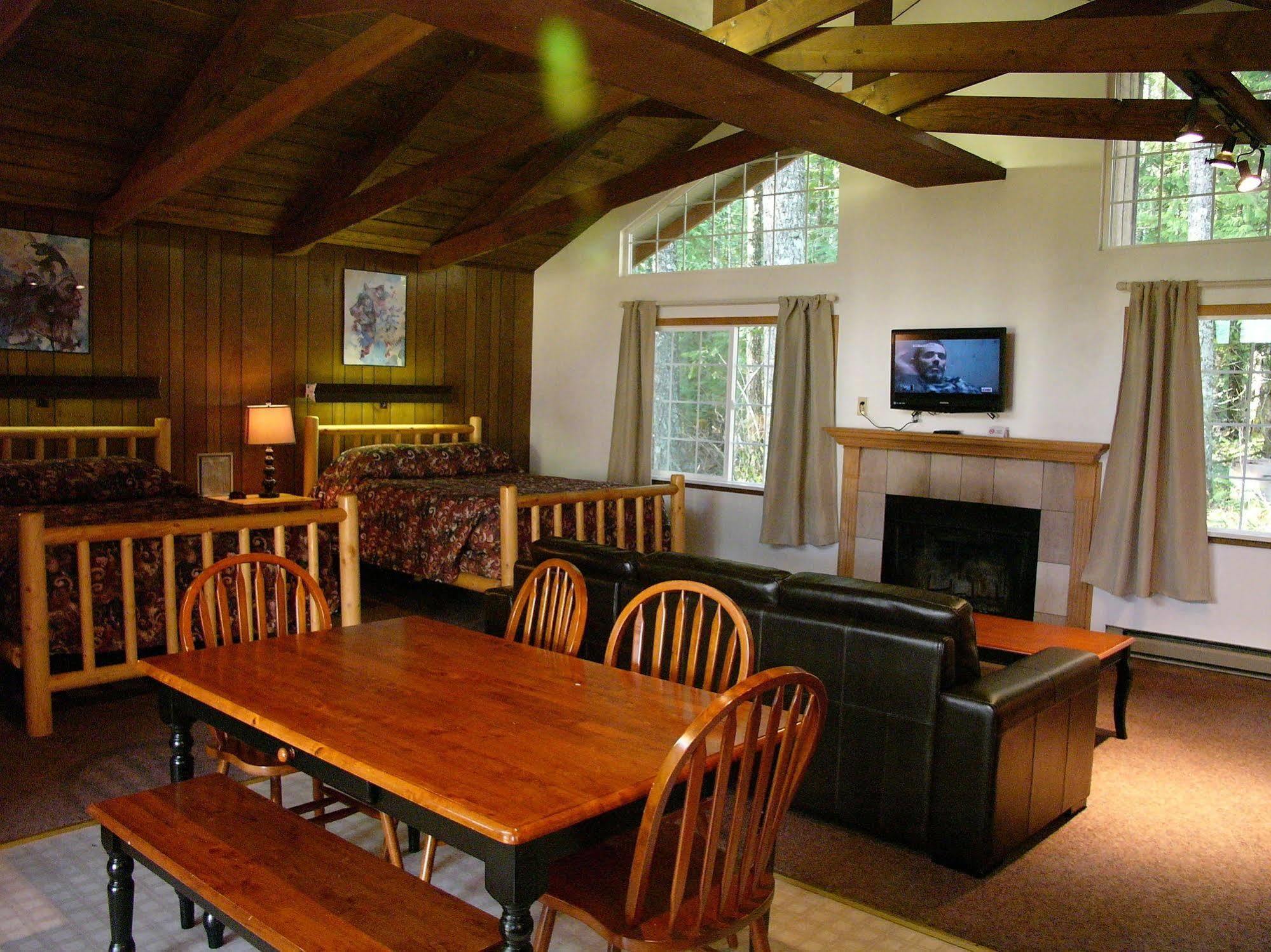 Mountain View Lodge - No Pets Allowed Packwood Exteriör bild